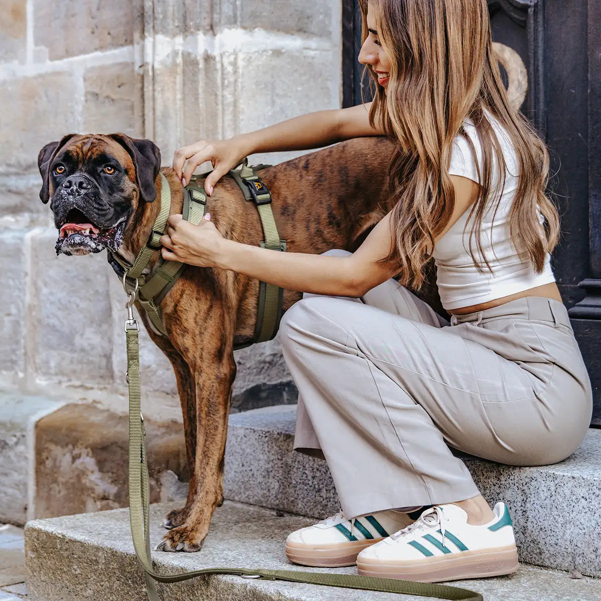 Ein Set für Stadt & Natur | Ob in der Stadt, im Park oder im Gelände – dieses Set hält jedem Abenteuer stand. Strapazierfähige Materialien sorgen für Langlebigkeit & sicheren Halt.