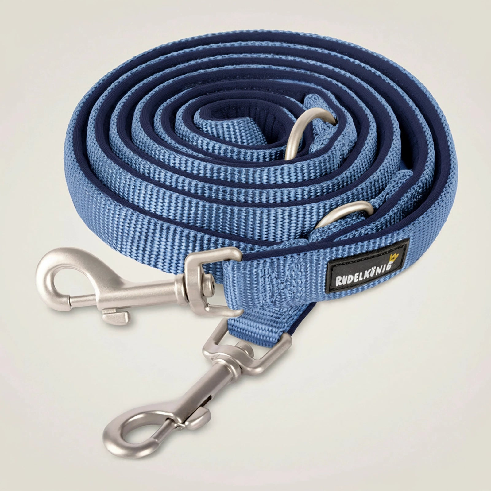 Rudelkönig Hundeleine Bella in blau, 20mm breit und mehrfach längenverstellbar mit Neoprenfütterung für entspannte Gassi Runden.